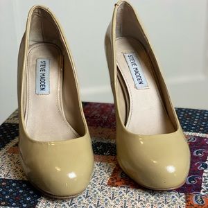 Steve Madden Tan High Heel Shoes